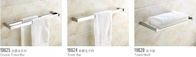 Nowoczesne mosiężne chromowanie Metalowe akcesoria łazienkowe Ręcznik narożny Uchwyt na wieszaki na ubrania