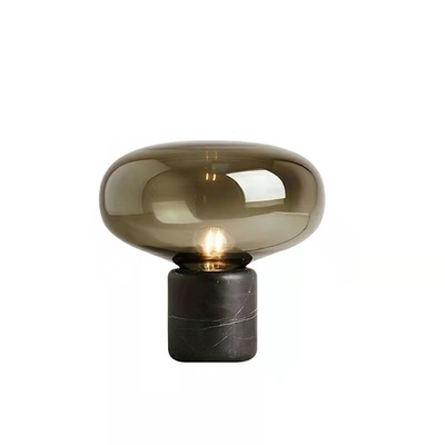 Lampa stołowa retro Lampka do sypialni Luksusowa francuska szklana biurko Średniowieczna lampka nocna
