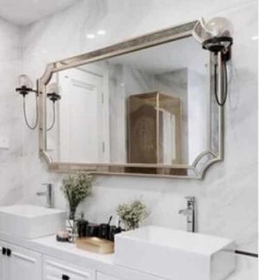 Nieregularny kształt lustrzanie